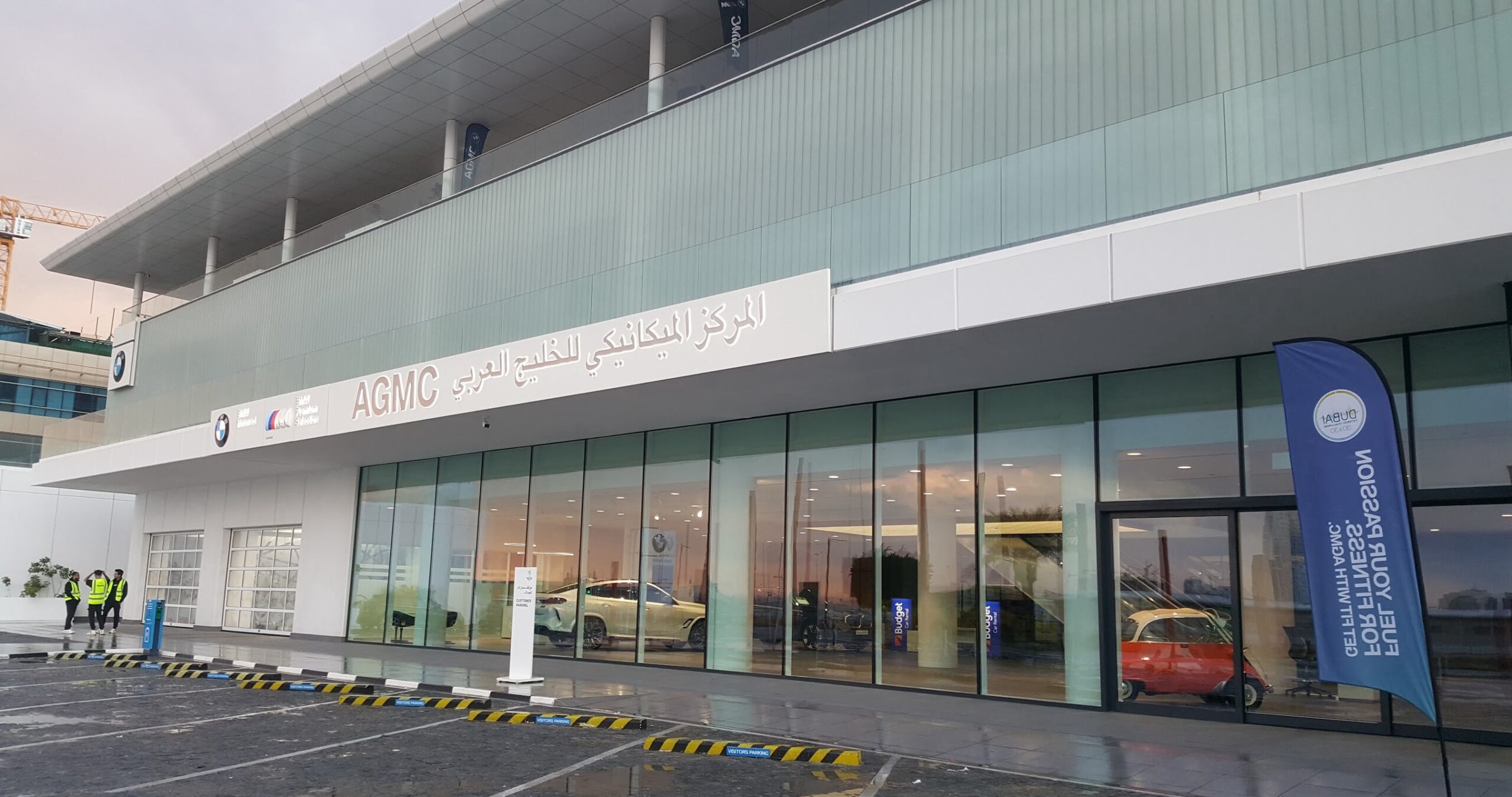 BMW Showroom Motor City 2-min