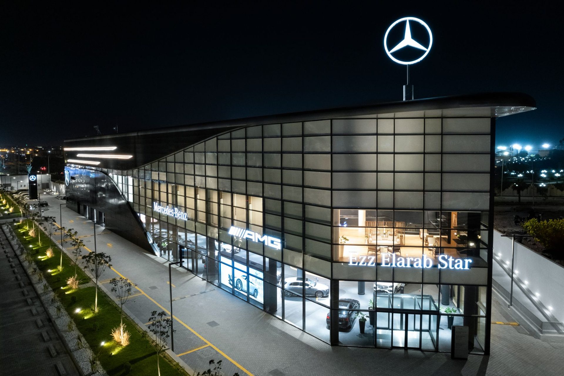 Mercedes Benz Ezz Alarab Star — KAPHS architectural project, Dubai