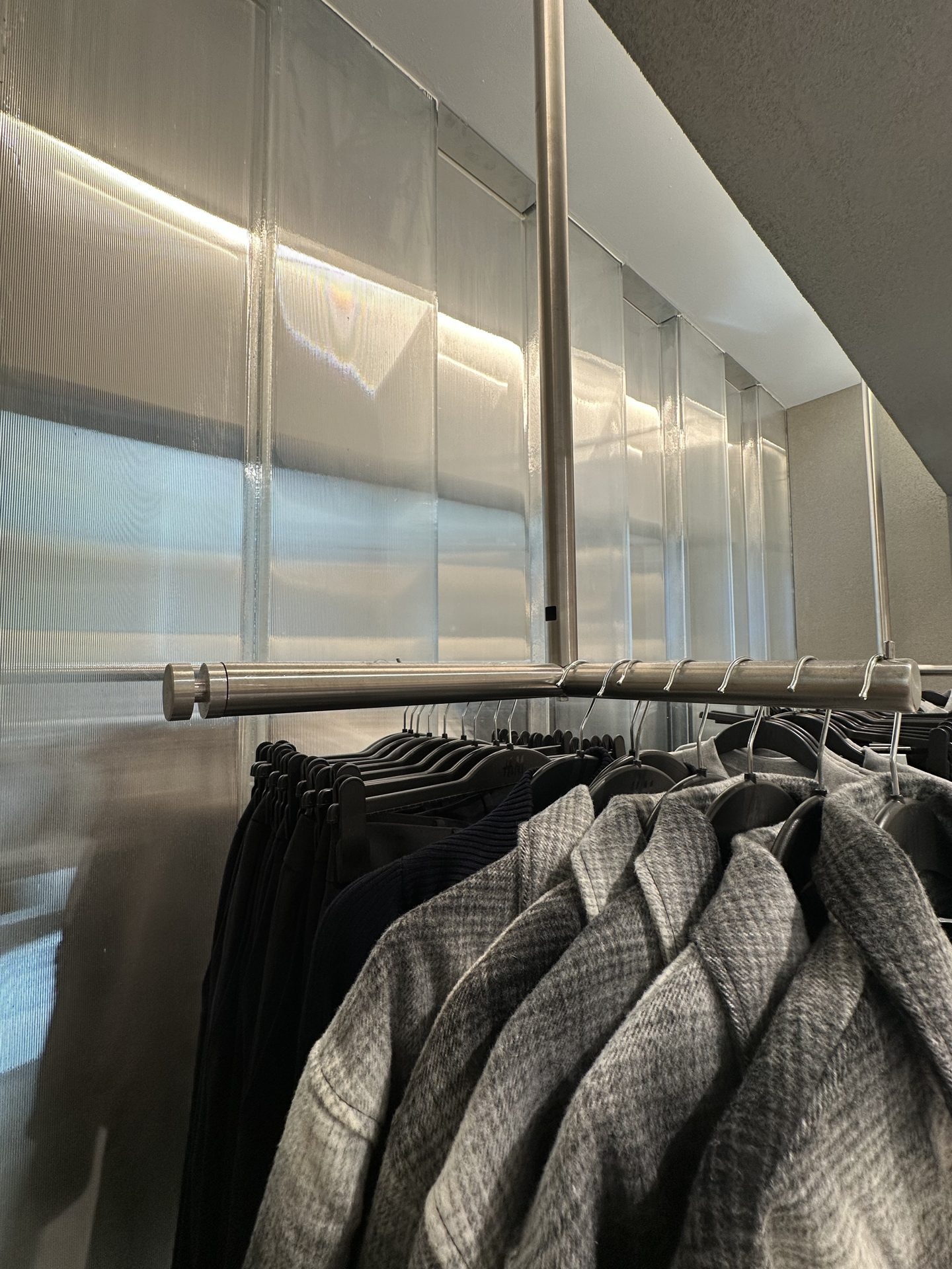 H&M Yas Mall — KAPHS architectural project, Dubai