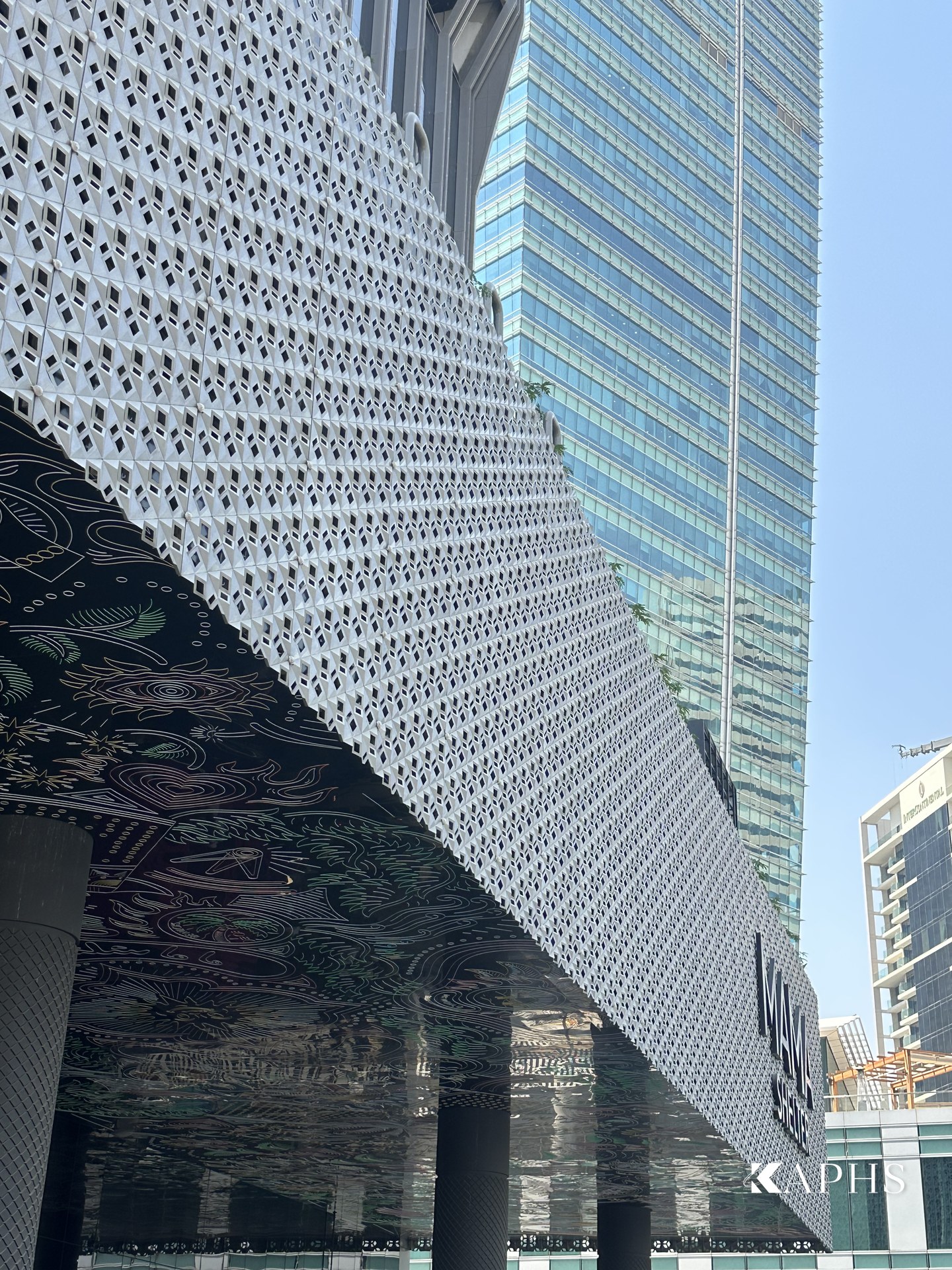 Angled view of the cast-aluminium Mashrabiya screen, Mama Shelter Hotel Business Bay Dubai — KAPHS
