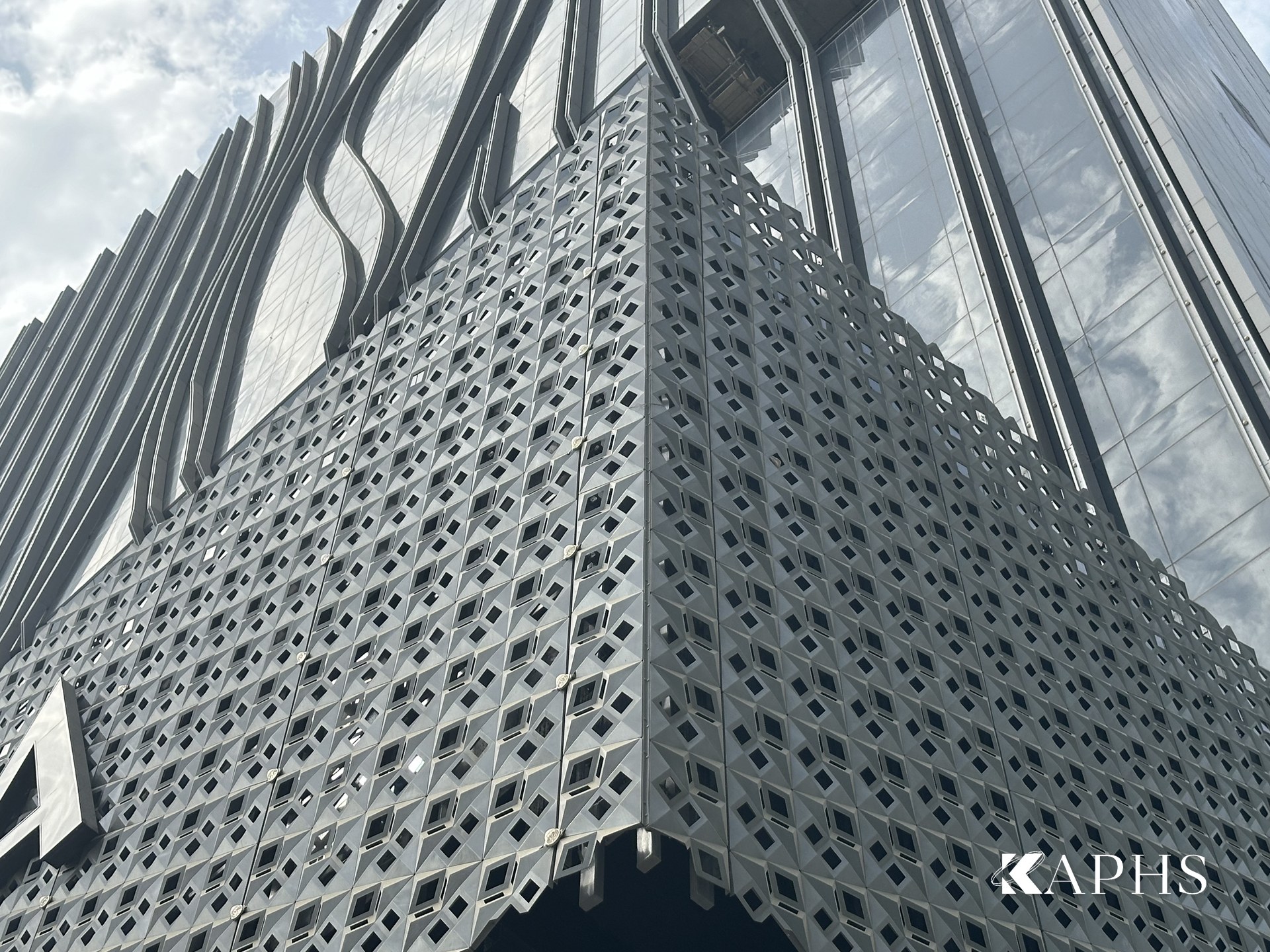 Cast-aluminium Mashrabiya architectural screen façade, Mama Shelter Hotel Business Bay Dubai — KAPHS