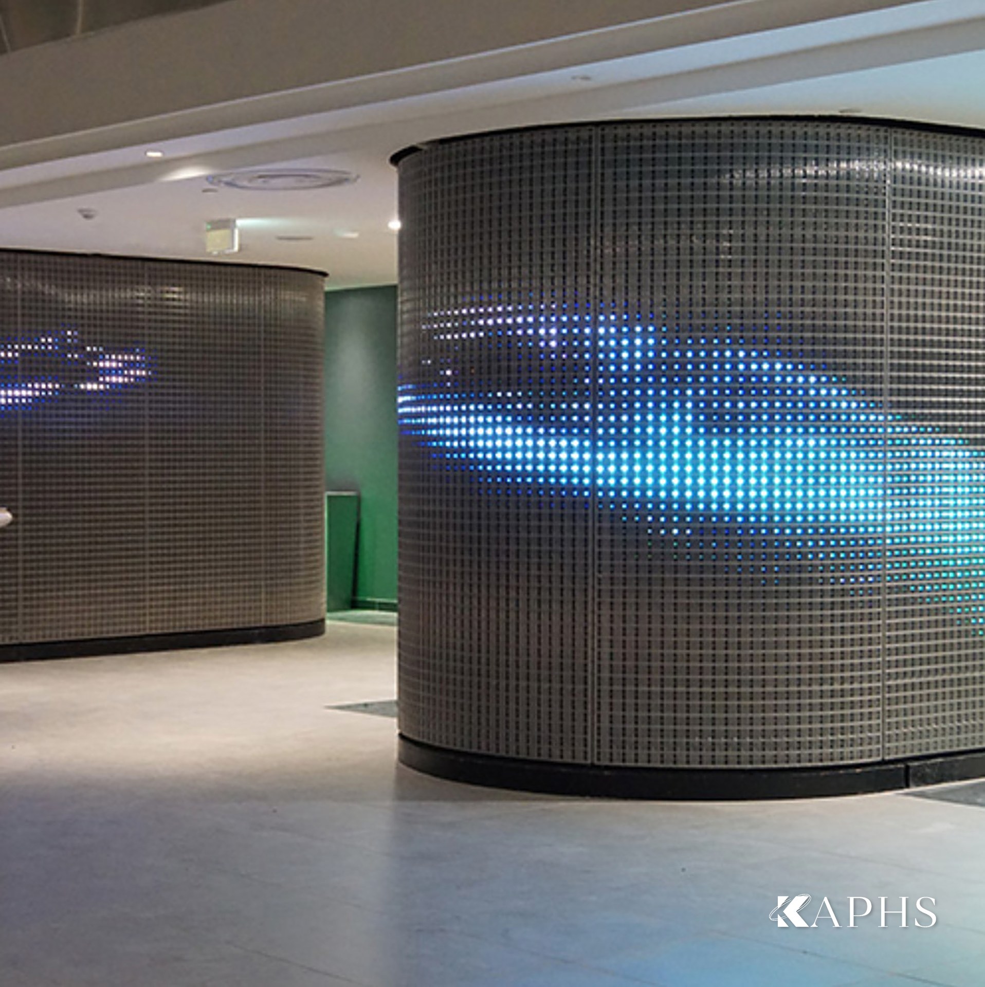 IMAGIC WEAVE media-façade mesh column by day, Al Sadd Sports Club Doha — KAPHS