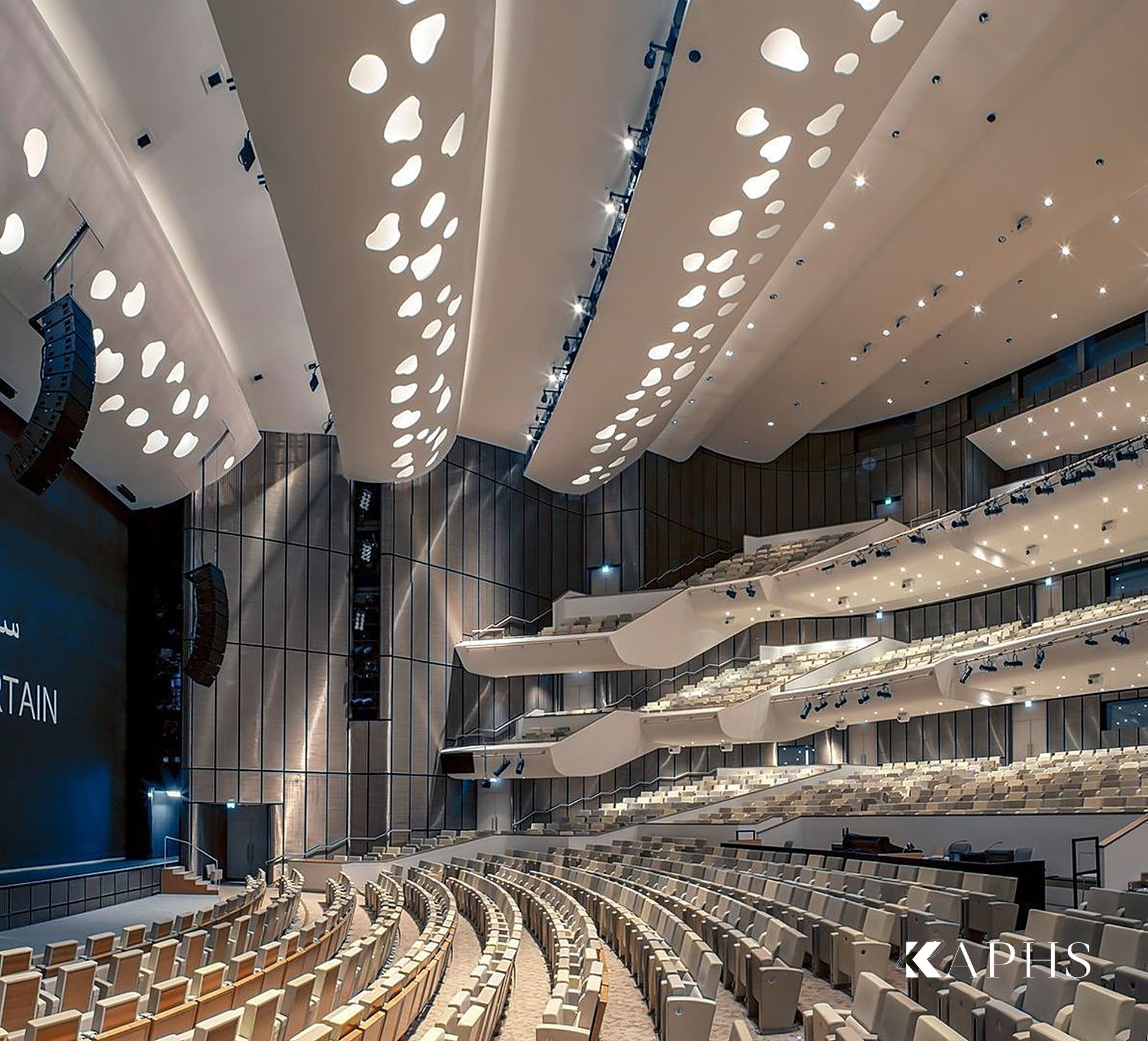 Bronze architectural wire mesh wall detail, Qatar National Convention Centre Doha — KAPHS