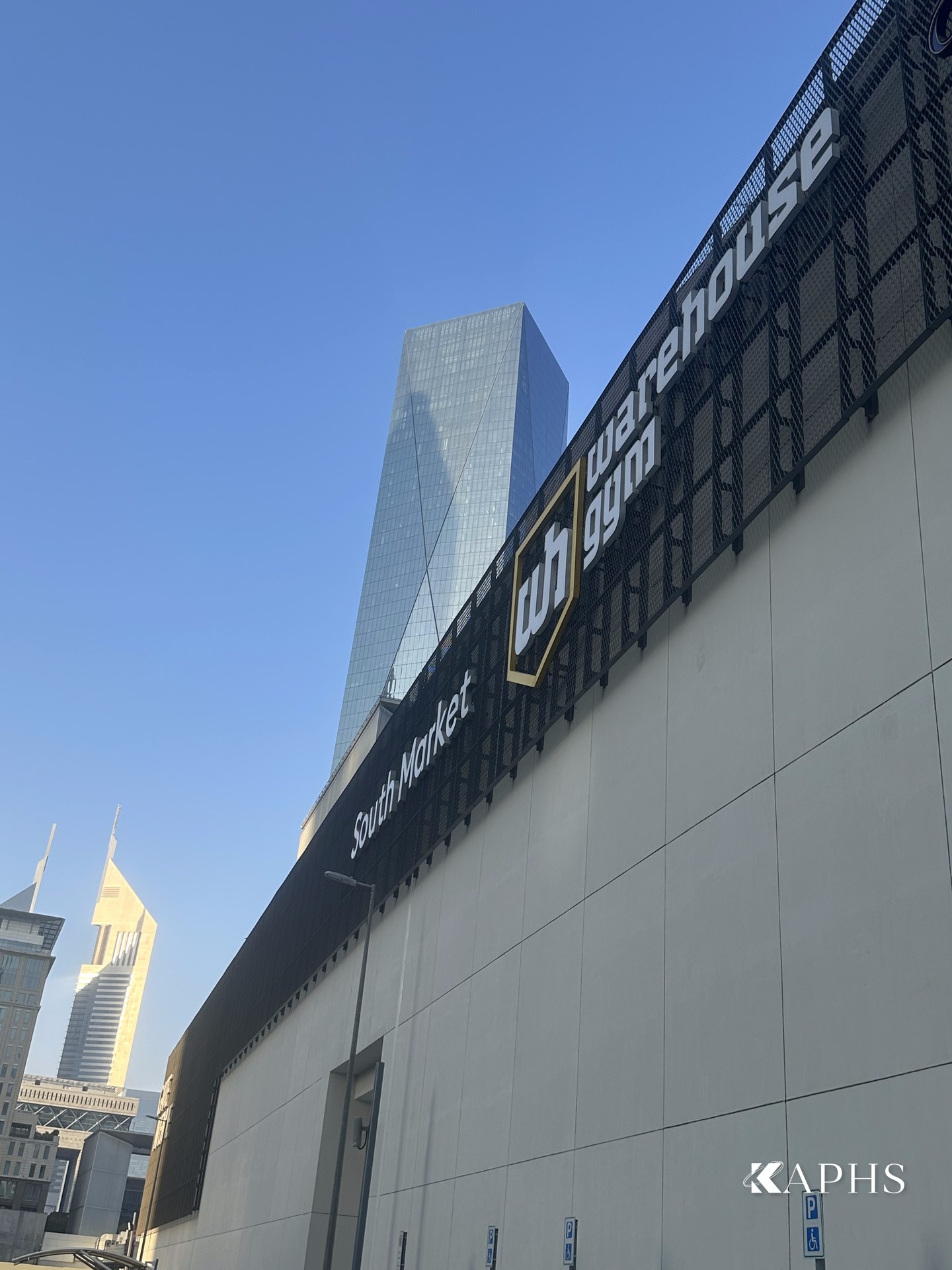 ExpandForm expanded metal mesh car-park cladding, DIFC Gate Avenue Dubai — KAPHS