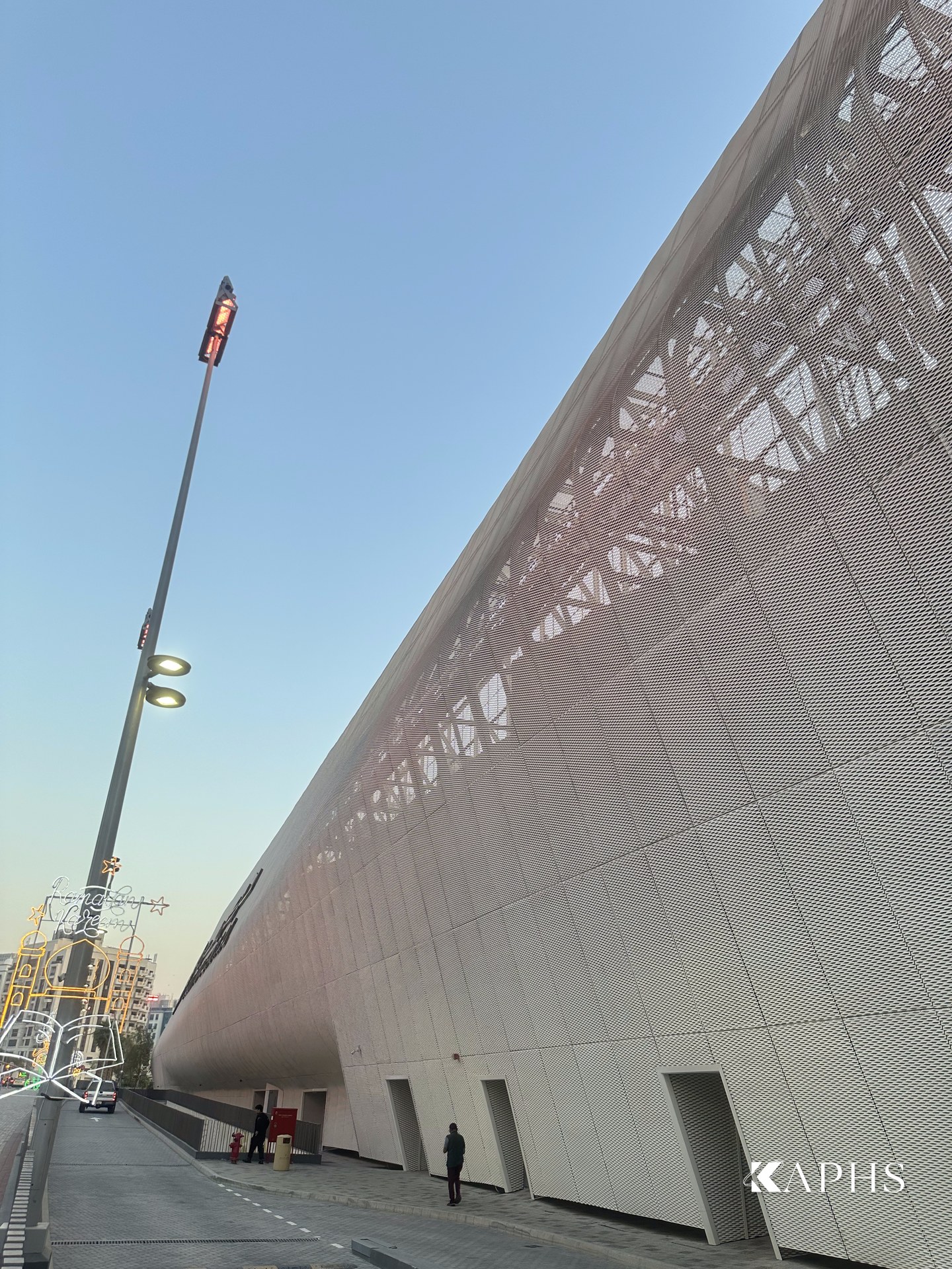 Frameless ExpandForm expanded metal mesh cladding sweeping the Silicon Central Mall façade, Dubai — KAPHS