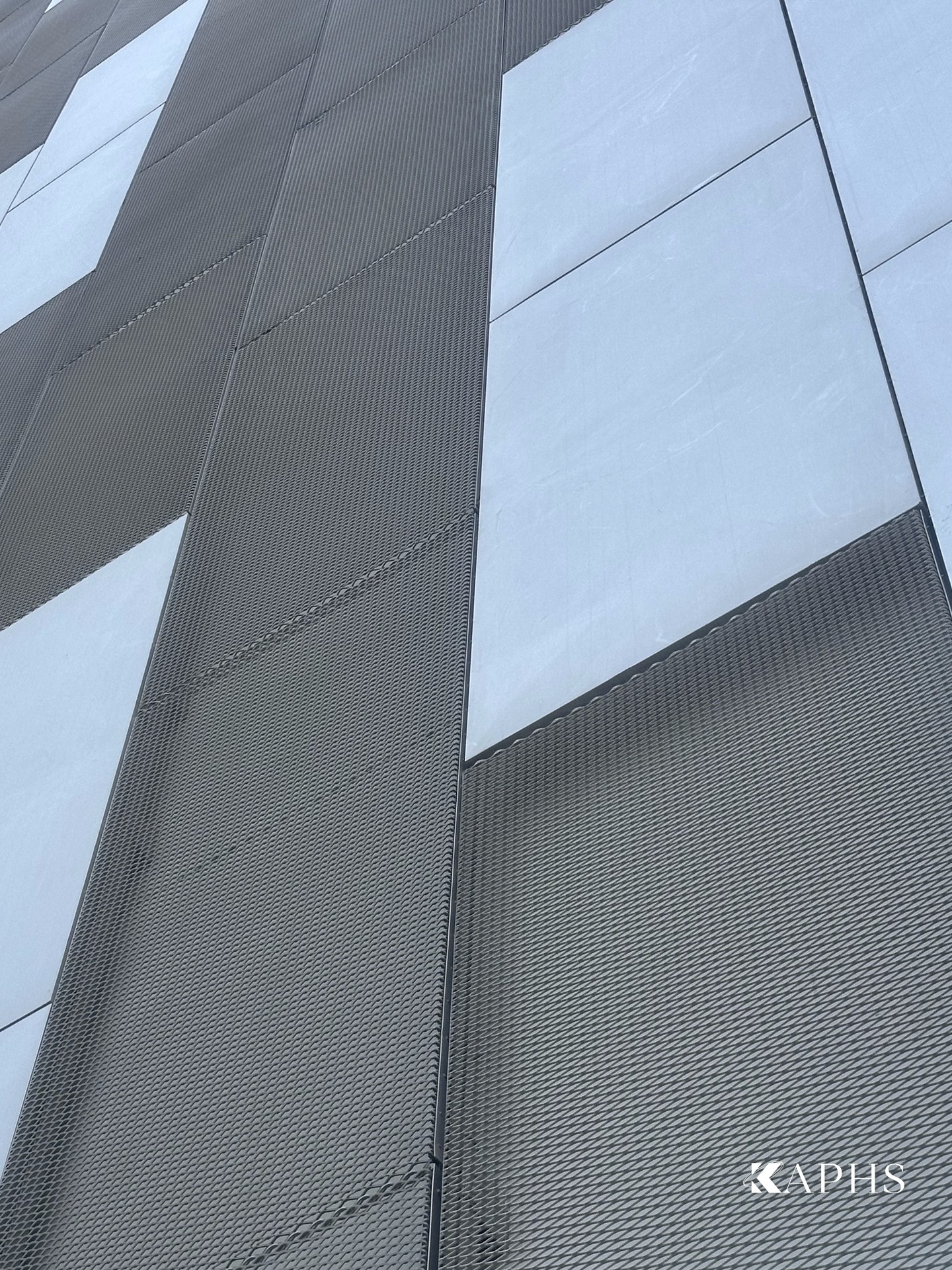 Detail of the fine ExpandForm Saarbrücken diamond expanded metal mesh, Tiara United Towers Dubai — KAPHS