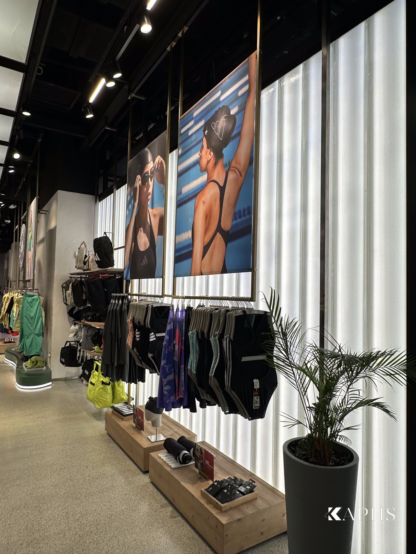adidas Flagship Store Dubai Mall — LINIT U-channel glass display wall, KAPHS