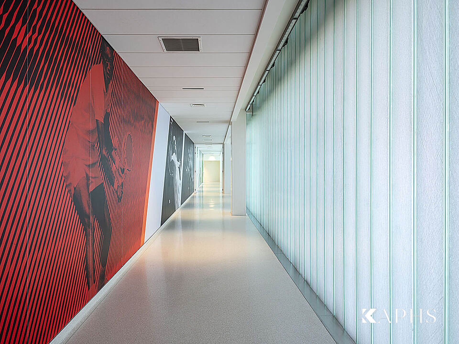Translucent U-channel glass daylighting at Kuwait International Tennis Complex — KAPHS