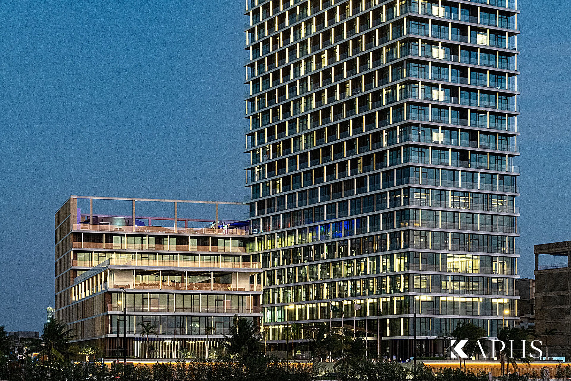 Waterfront view of the Shangri-La Hotel tower, Jeddah — KAPHS U-channel glass